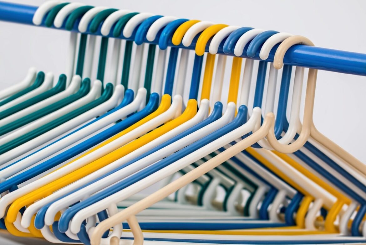 8 Clever Tips on How to Organize Your Kid's Closet-min