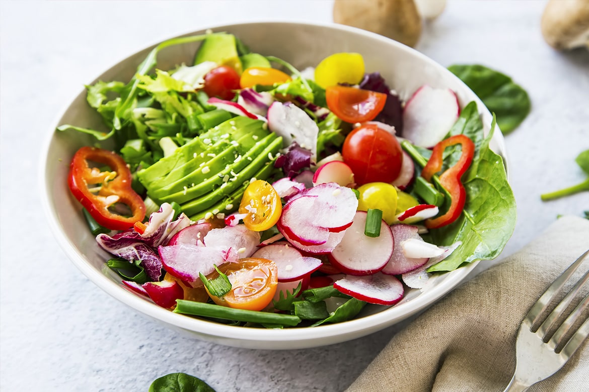 5 Healthy Salad Dressing Recipes to Sauce up Your Summer Salad