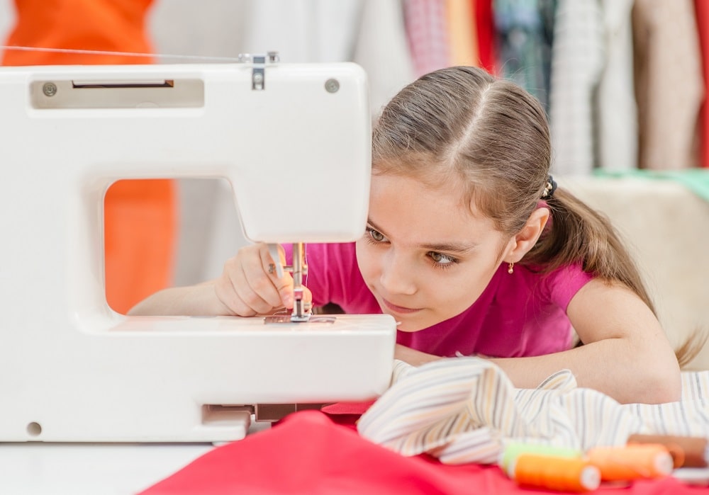 Best Learn-To-Sew Kits for Kids –