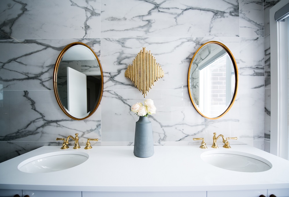 Create A Faux Antique Look Gold Mirror