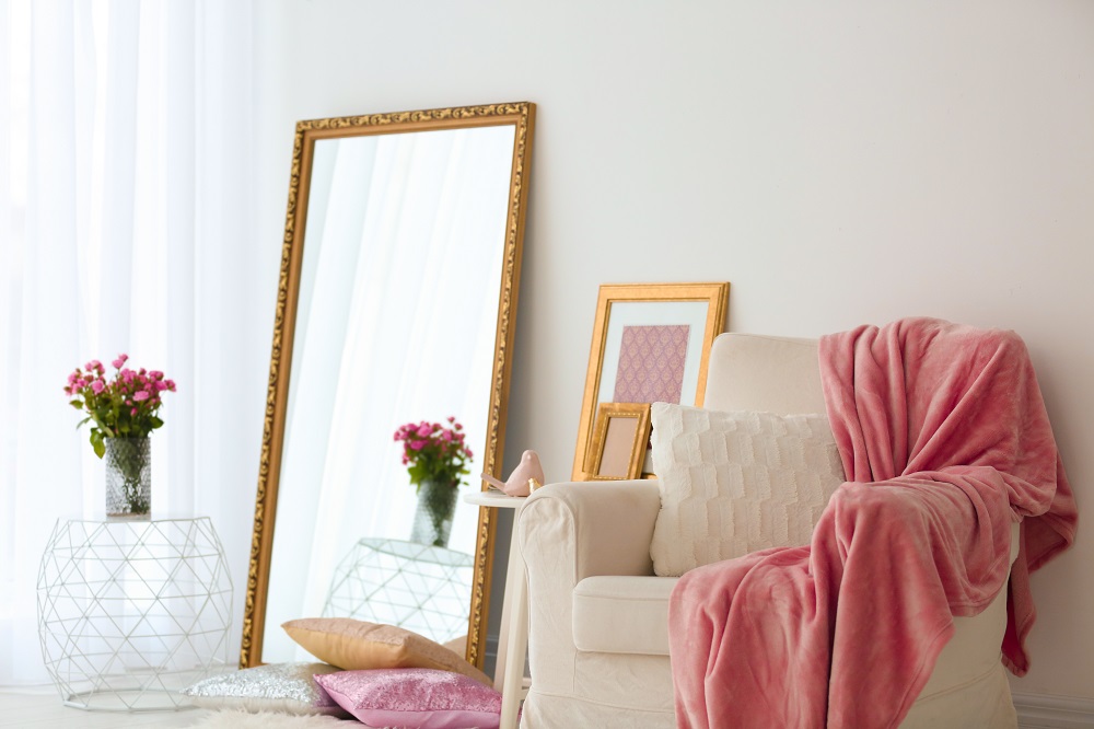 Top Tips For Painting Mirror Frames