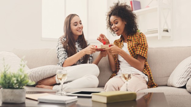 21 Fabulous Gift Ideas for Your Best Friend Braclet