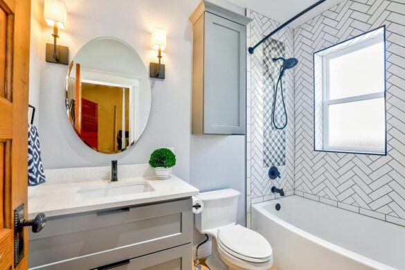 Expert Tips to Modernize Your Bathroom