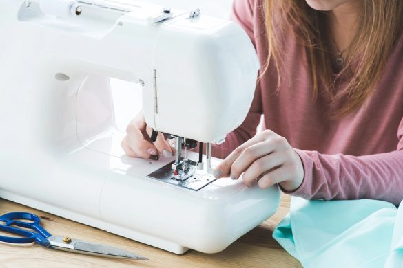 How to Choose the Right Sewing Machine