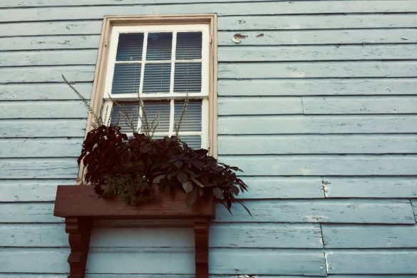 Signs that Your Home Exterior Requires an Immediate Makeover