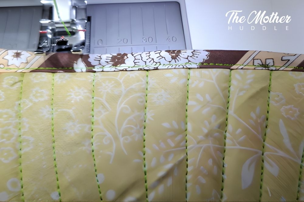 DIY Acorn Pot holder Step 5 ( Sewing the edge of the acorn)