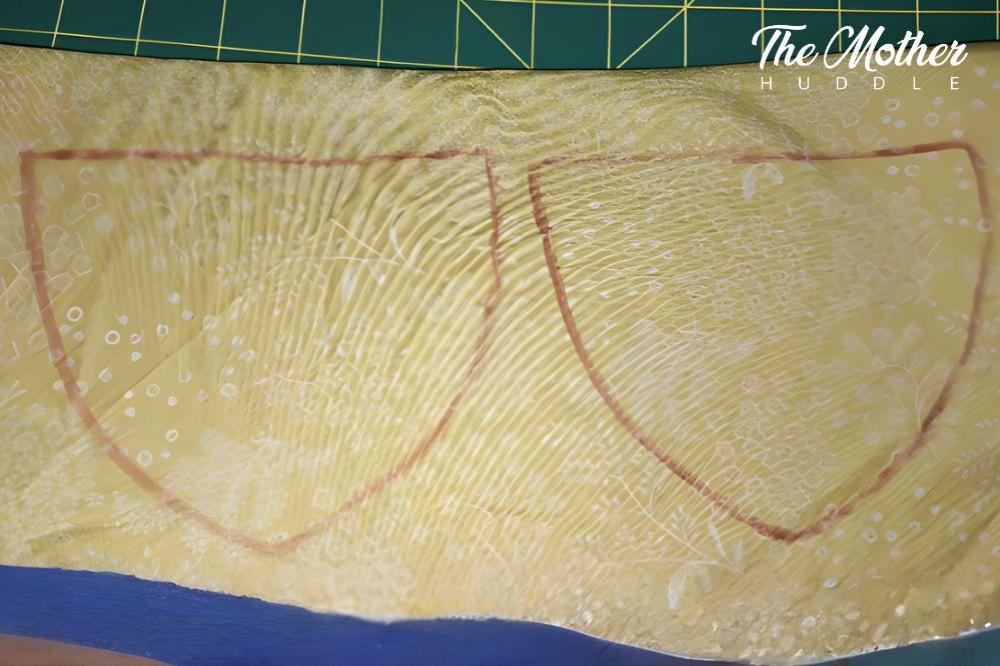 DIY Acorn Potholder Step 1 - draw outlines